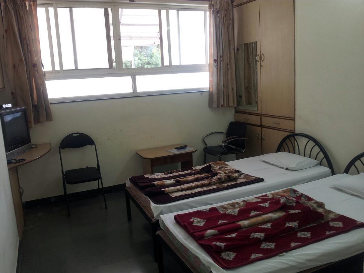 Sarang Lodging & Boarding Villa Satara Exterior foto