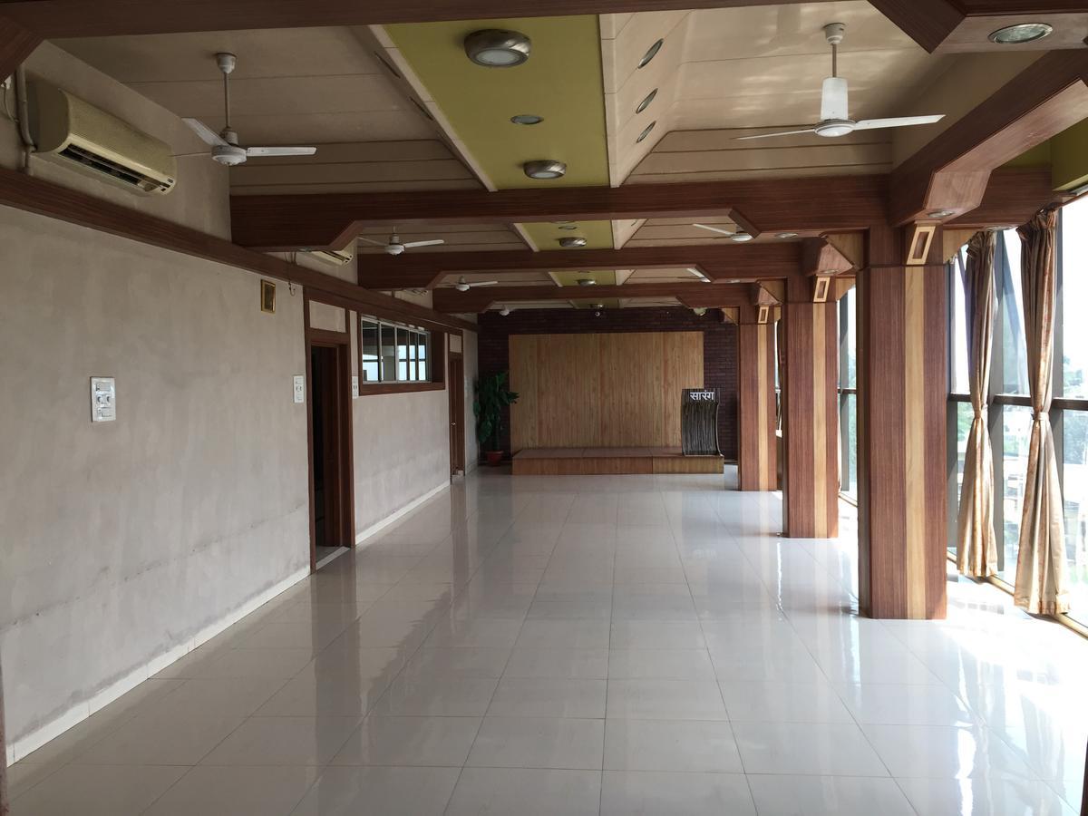 Sarang Lodging & Boarding Villa Satara Exterior foto