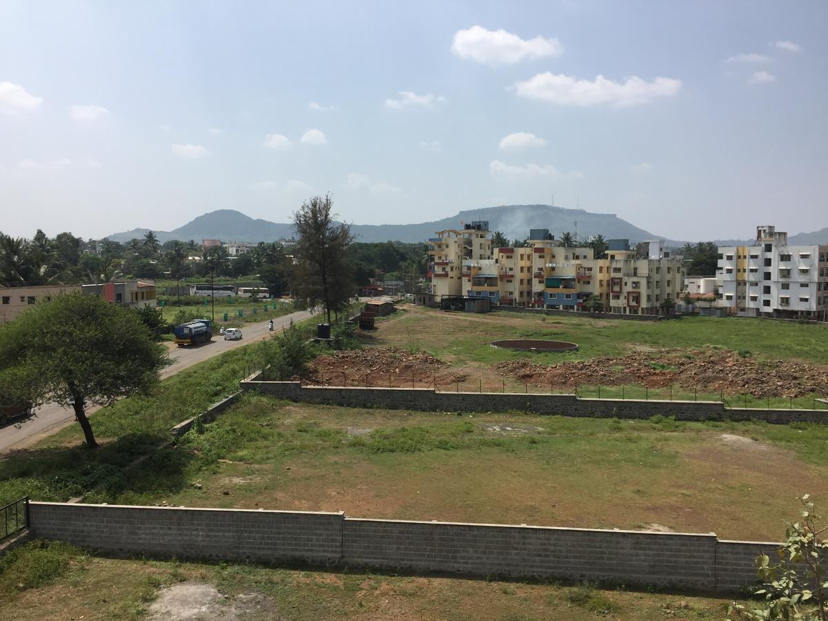 Sarang Lodging & Boarding Villa Satara Exterior foto